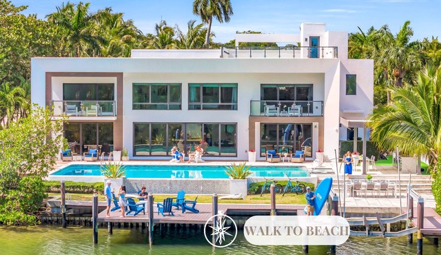 Waterfront Masterpiece Villa/Grand Heated Pool/Seabreeze Key