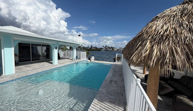 Waterfront Matlacha views! 2/2 Heated Pool Home