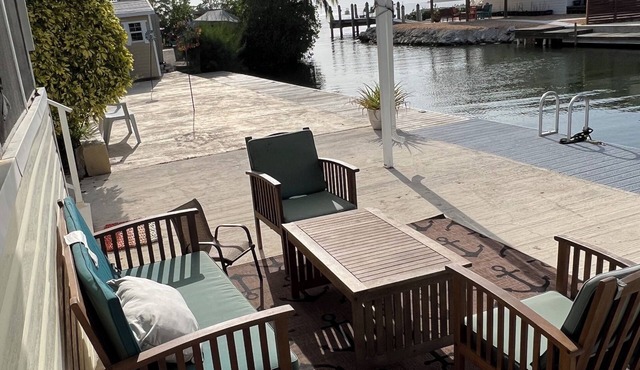 Waterfront Mobile Home -Key Largo florida