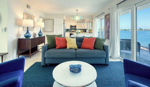 Waterfront Modern Chic #1 Clearwater Beach