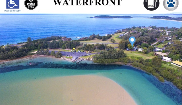 Waterfront Mossy Point Escape - Pet Friendly, Disabled Access, WIFI Inc.