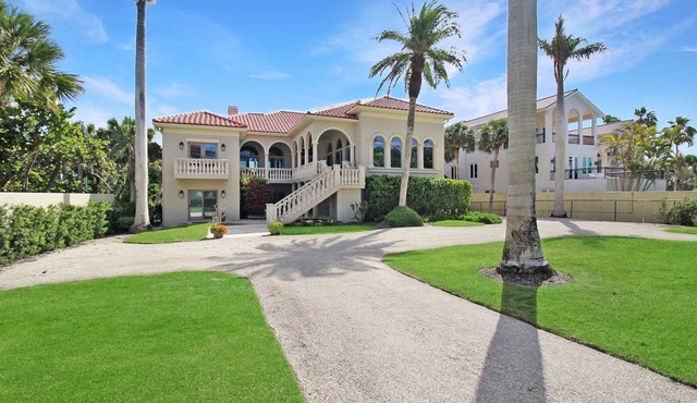 Waterfront Neo Mediterranean Home On Casey Key Tidewater Manor