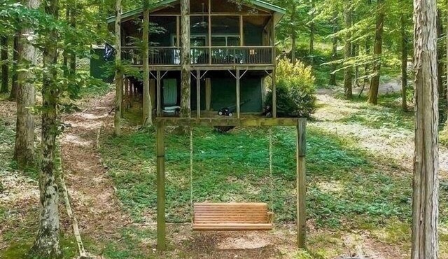Waterfront oasis perfect for couples or fishermen.