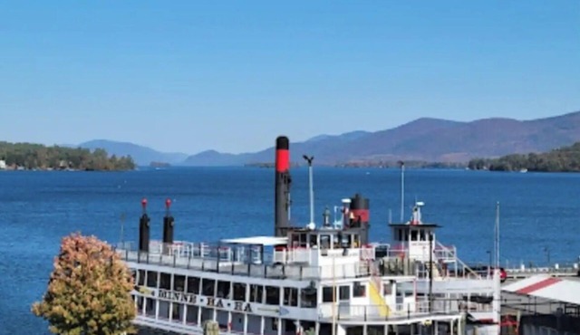 Waterfront on Schroon River! Ski Gore-Lake George!