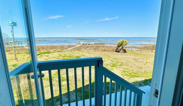 Waterfront on the Bay*Close to Beach*Brand New!