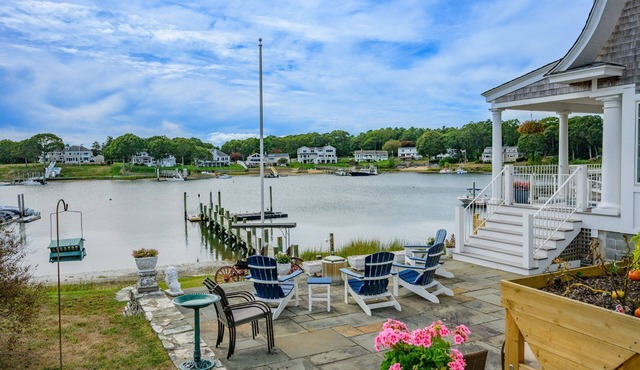 Waterfront Onset Retreat with Stunning Views
