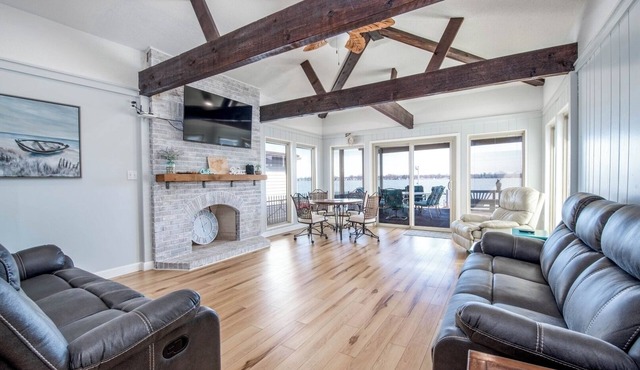 WATERFRONT❤️Orchard Inn❤️Walk 2 Beach/Park/Rentals