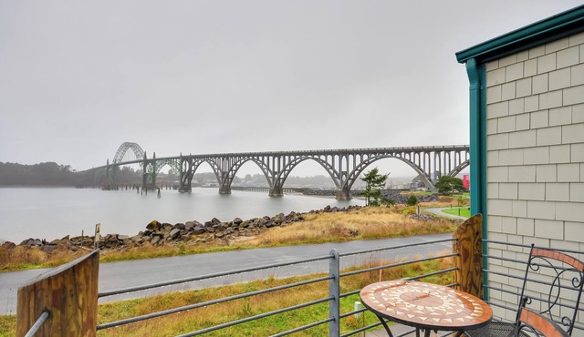Waterfront Oregon Abode w/Balcony & Ocean Views!