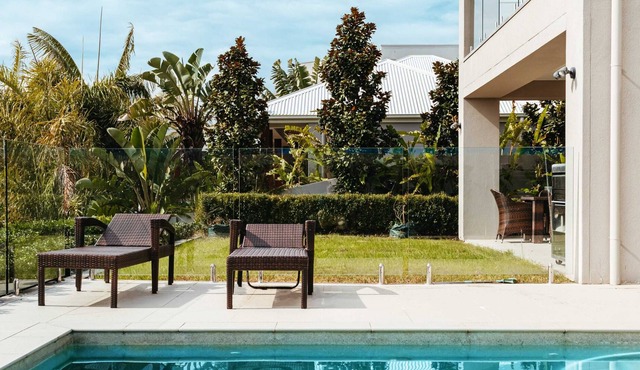 Waterfront Oriental style Home w/ Private Pontoon