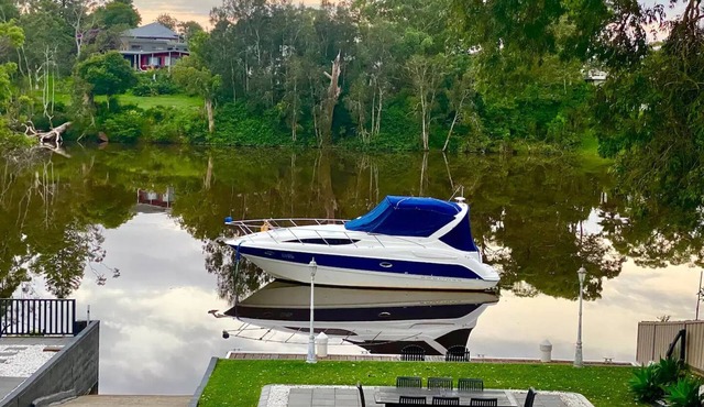 Waterfront Paradise with Jetty, Kayaks, BBQ, & more