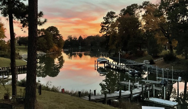 Waterfront-Peaceful-Weems-VA-NNK-Kayaks-Views