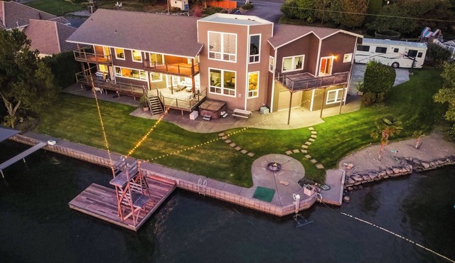 Waterfront perfection with multiple bedrooms & bathrooms - 5000 sf