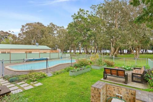 Waterfront Pet Friendly Abode Toukley NSW