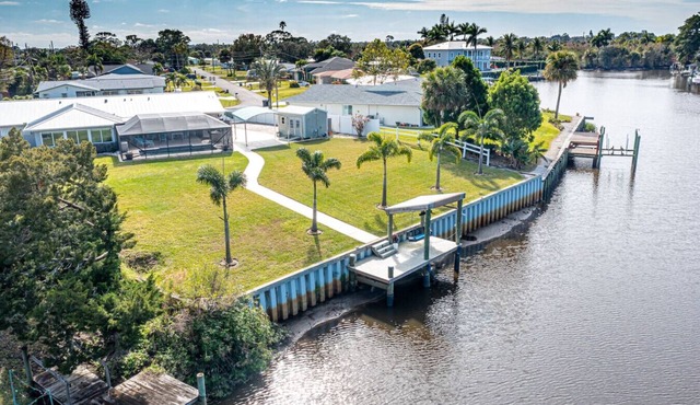 Waterfront Pool Home Paradise!