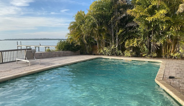 WATERFRONT, Private Pool, 2025 Remodel