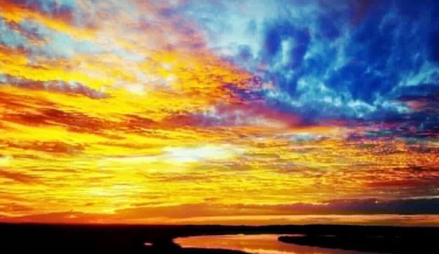 Waterfront Property with Million Dollar Sunset Views!