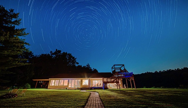 Waterfront Retreat for Weekends and More!