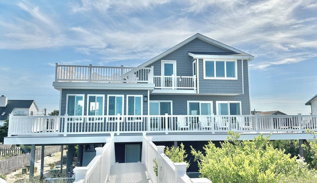 Waterfront Retreat on Broadkill Beach