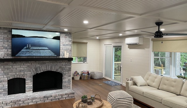 Waterfront Retreat on Jordan Bay - Sebago Lake