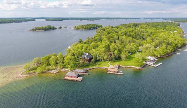 Waterfront Retreat on Round Island with boat dock