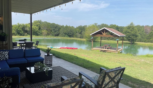 Waterfront Retreat - plenty of privacy