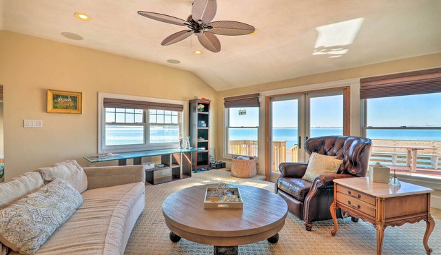 Waterfront Retreat w/Deck ~ 7 Mi to Boston!