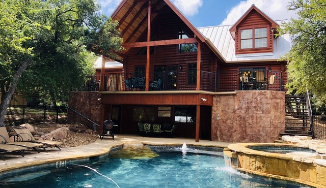 Waterfront Retreat w/Pool, Hot Tub & Game Room