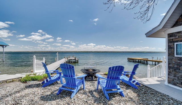 Waterfront Romulus Getaway w/Private Dock!