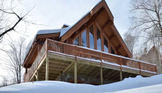 WaterFront Rustic chic Tremblant