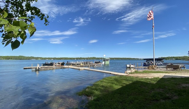 Waterfront RV site A Full Hook-up with Dock
