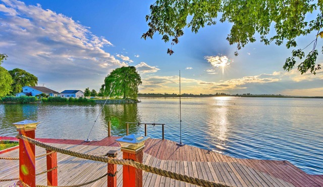 Waterfront Saginaw Bay Retreat w/Grill & Yard!