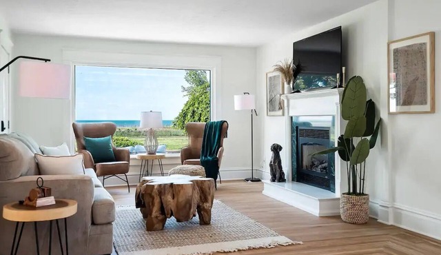 Waterfront sleeps 13 2-Kings/Crib/1st flr sleepernn