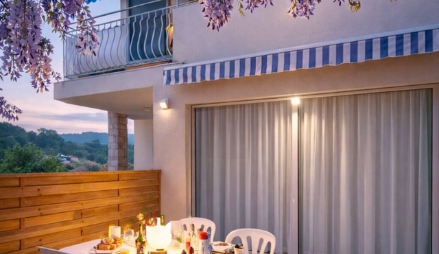 Waterfront Terrace - Sandy beach in Martigues, 2 steps from Marseille