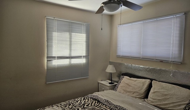 Waterfront Trent River Cottage 2Bdrm Get Away 2 nights $250-Summer Week $850