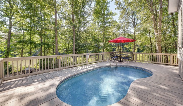Waterfront Urbanna Home w/Private Dock & Pool