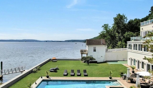 Waterfront Retreat w/Pool, Spa + NYC Access