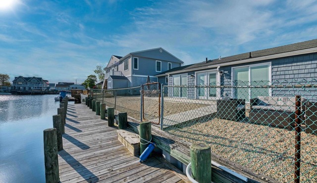 Waterfront Vacation Rental in Mystic Island