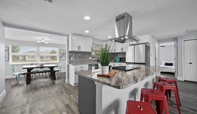 Waterfront Vacation Getaway