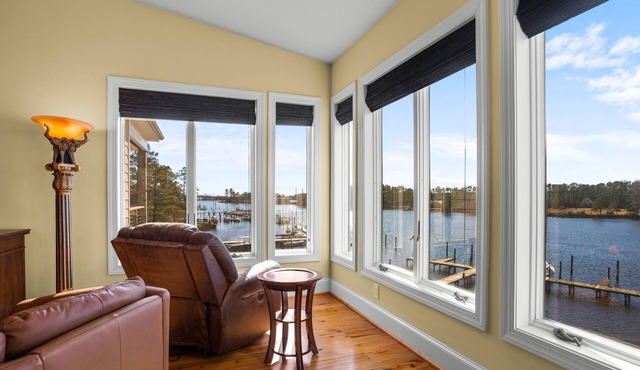 Waterfront Views & Boat Slip, Blackwell Point #A