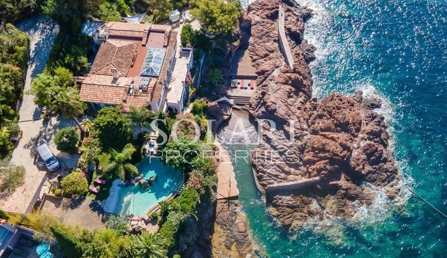 Waterfront Villa near Cannes - Theoule-sur-Mer