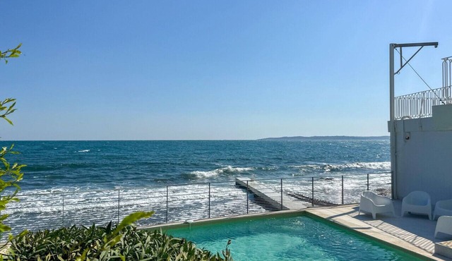 Waterfront Villa CapCode in Sainte-Maxime