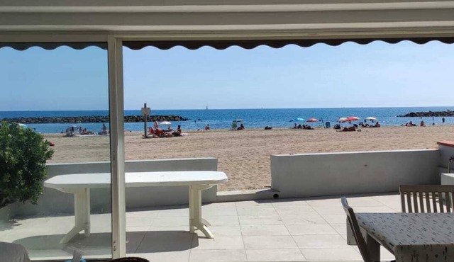 Waterfront villa in Valras-Plage