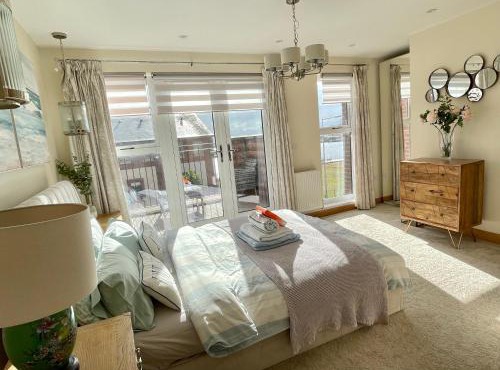 Waterfront Villa Marina SA1 Swansea