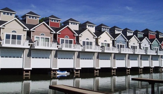 Waterfront Villa with Boathouse in Alexandria Bay