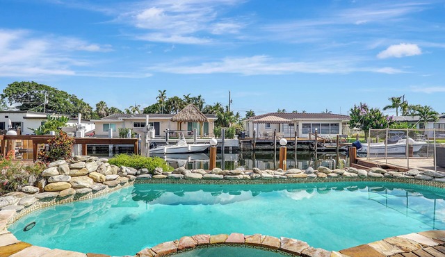 Waterfront Villa – Private Pool!