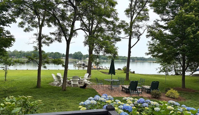 Waterfront w/Deepwater Pier Walking Distance to Downtown Chestertown