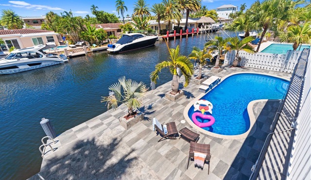 Waterfront w/Heated Pool! Managed by BNR Vacation Rentals