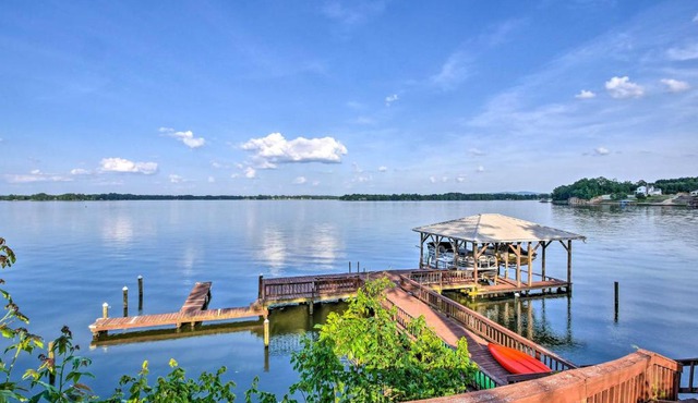 Waterfront Weiss Lake Getaway with Dock and Patio!