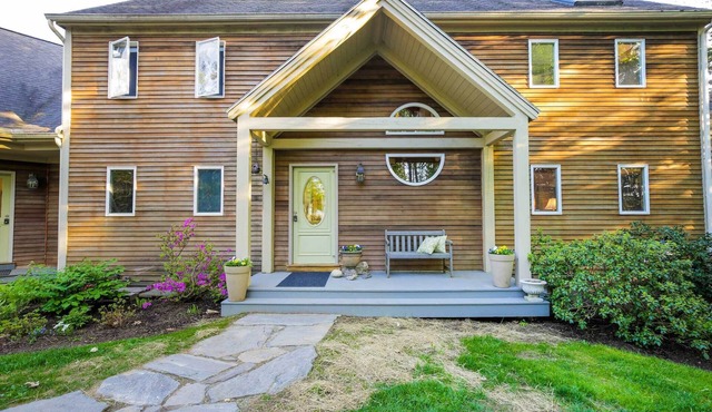 Waterfront West Bath Rental w/Screened-In Porch!