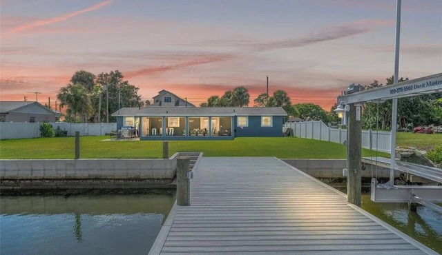 Waterfront with a huge dock with direct Gulf access. Clean and Comfortable.n